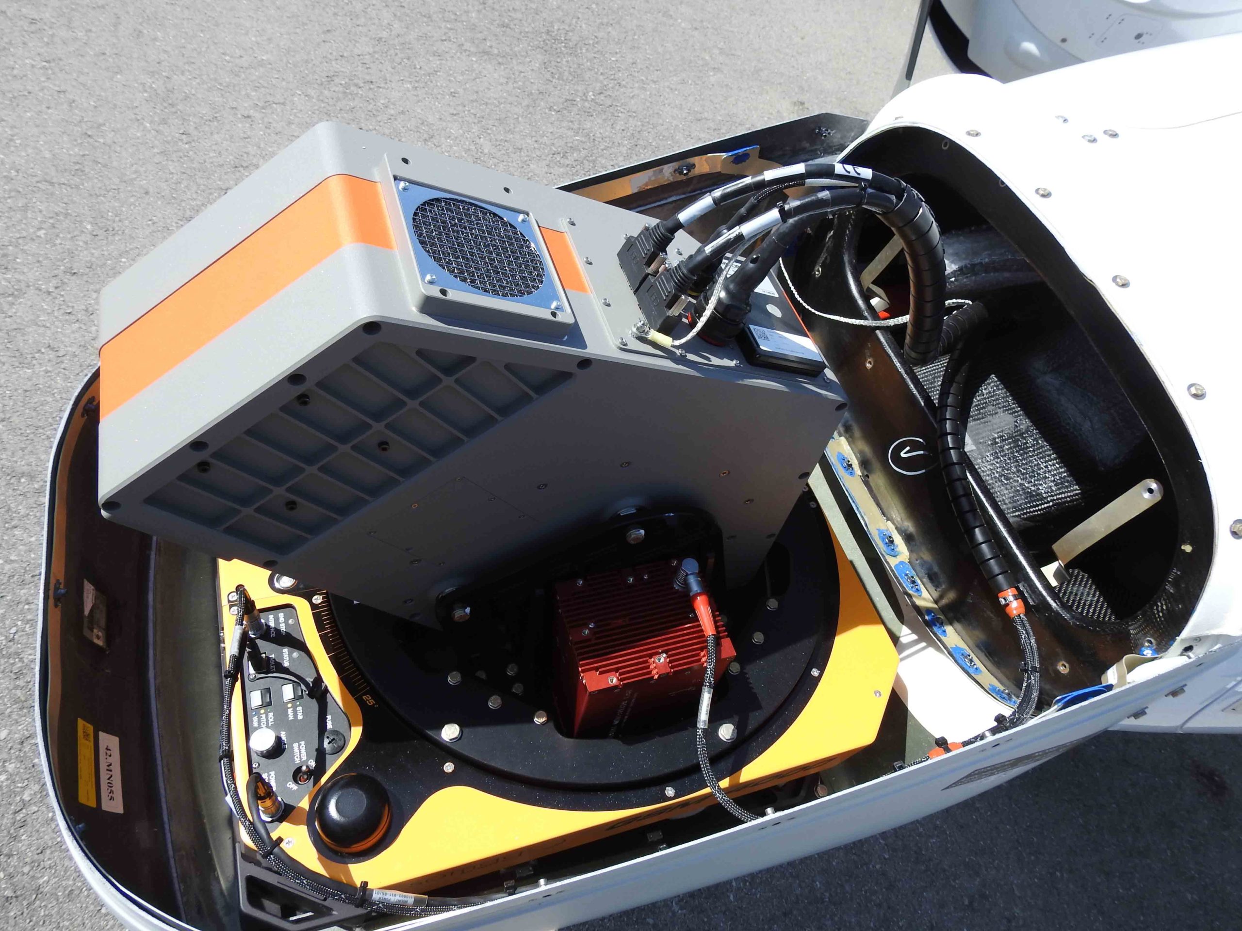 Specim AisaFENIX 1K hyperspectral imaging system stabilized by SOMAG GSM 4000 Gyro Mount